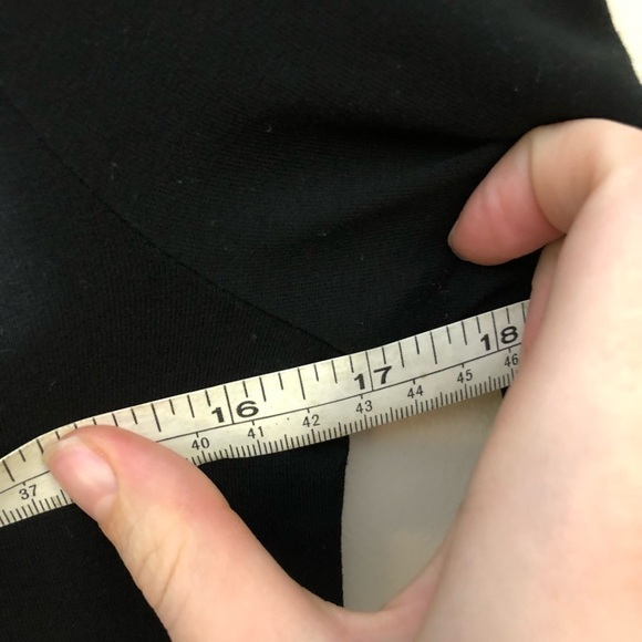 White House Black Market V-Neck Dress Long Sleeve XS - Picture 6 of 7